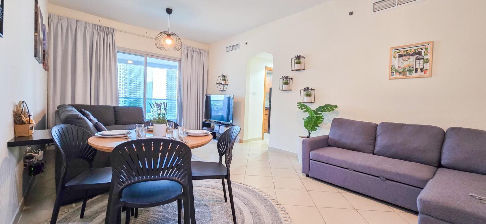 Spacious 2 Bed Apt At Marina High Floor Dubai Dış mekan fotoğraf